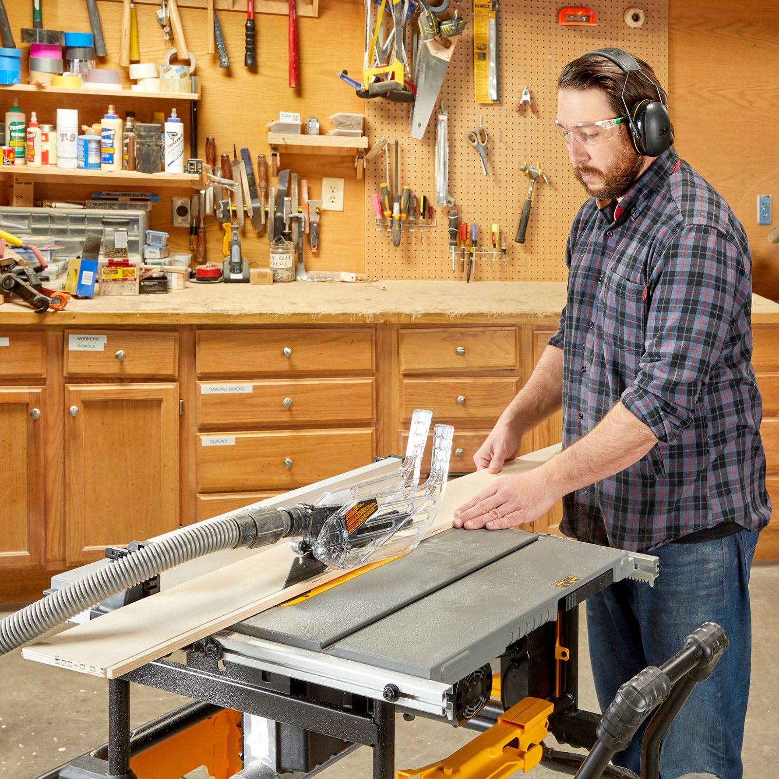 Dewalt Portable Table Saw Test Fh22d Approved Dewalt Portable Tablesaw 02 03 006