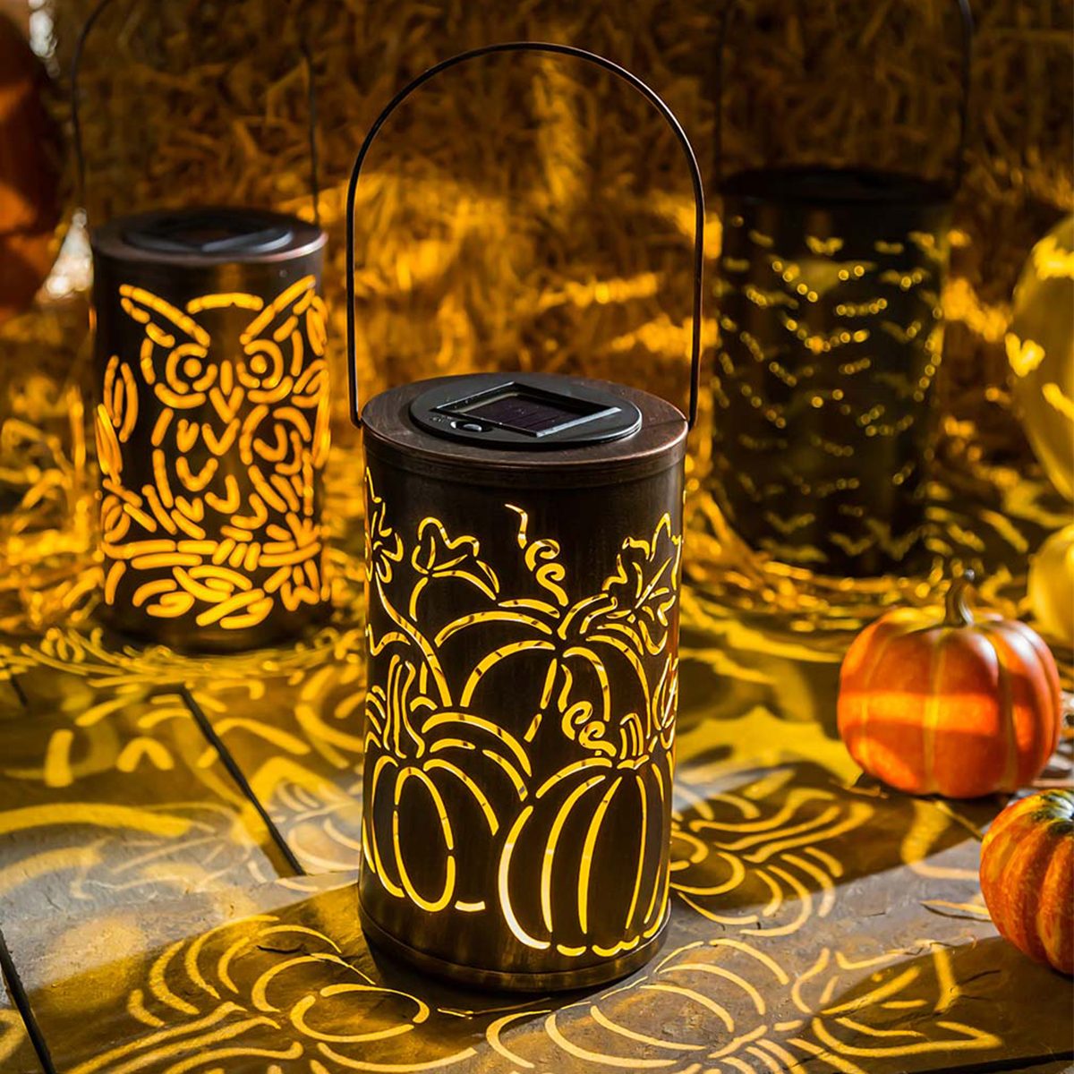 11 Spooky Halloween Decorations for Your Front Door